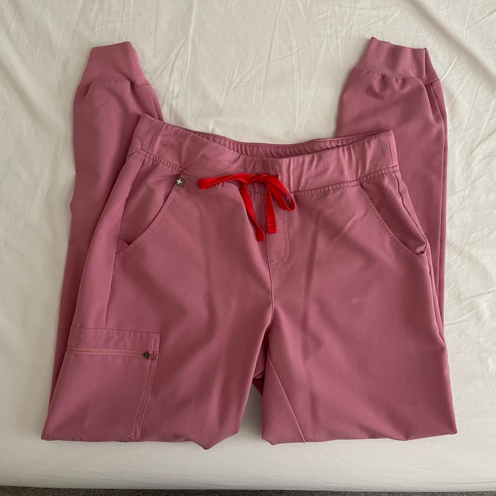 FIGS Zamora MED TALL Jogger scrub pants - CHALK PINK